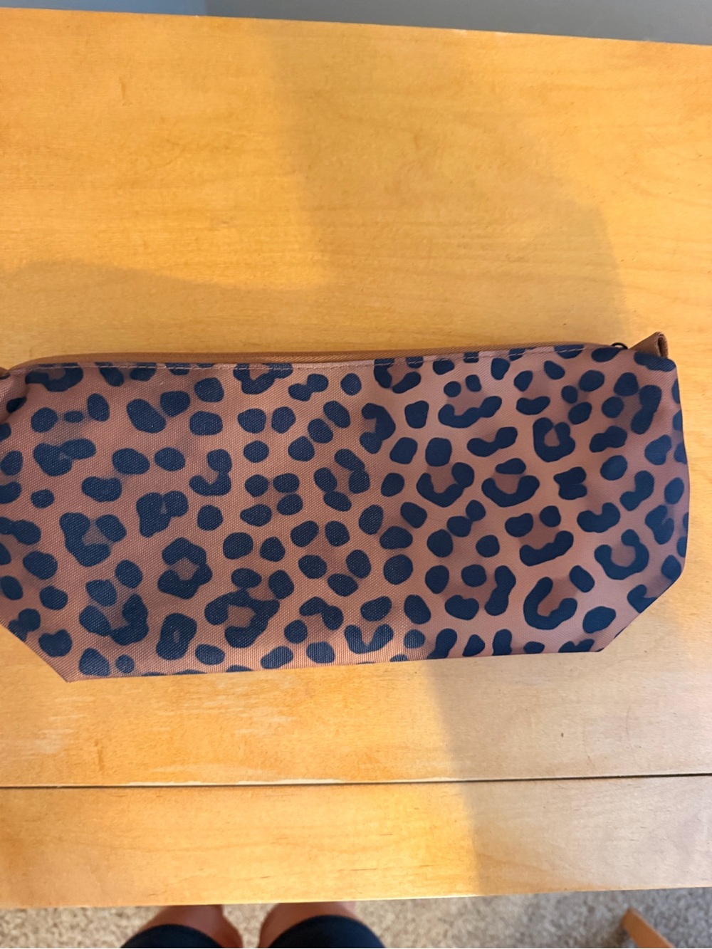 Canvelle Leopard Toiletry pouch - Medium